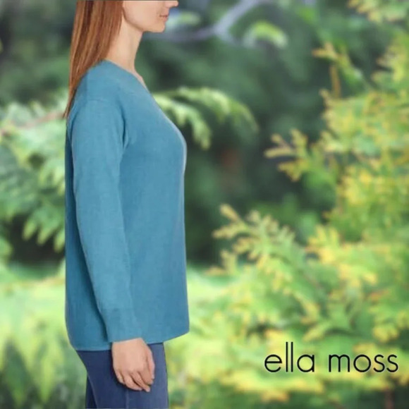 Ella Moss | Ribbed V-Neck Sweater Stitched | Blue | XXL | NWOT - Picture 2 of 3